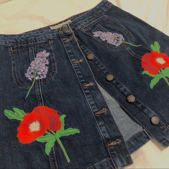 Topshop Embroidered Denim Skirt - Picture 1 of 2